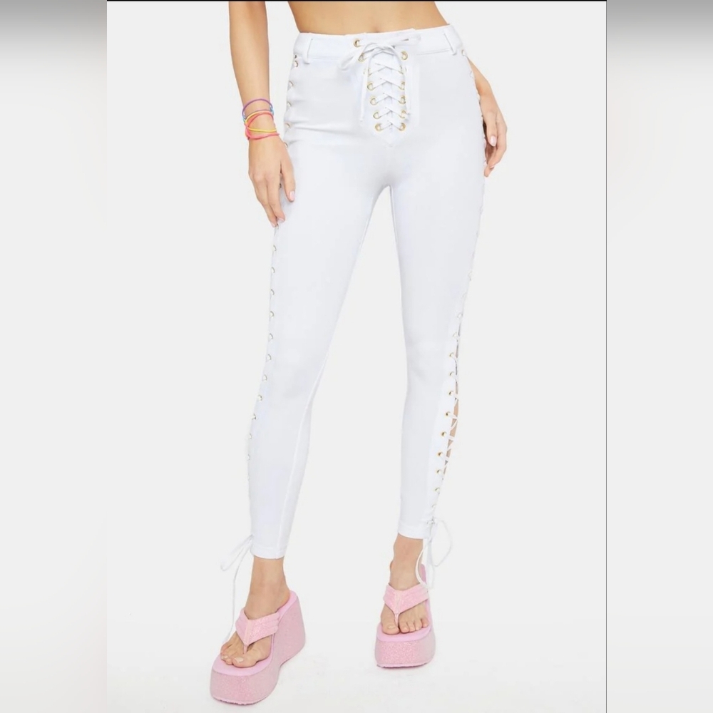 Bliss Rowdy Room Lace-Up Pants